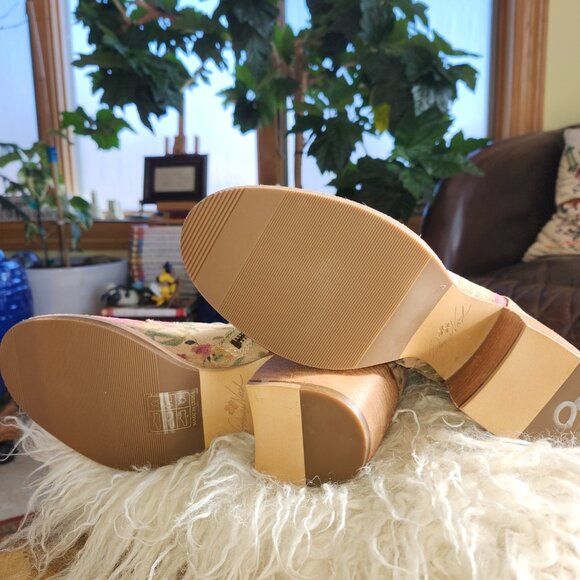 25059 Brand new Patricia Nash Women's Sicily Lace Up Boots Antique Rose Sz 7 - Picture 10 of 14